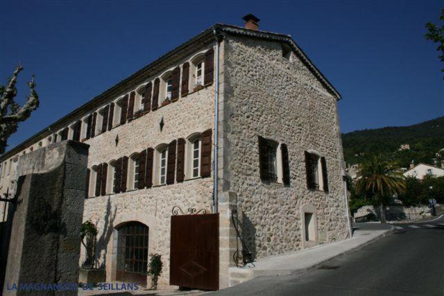 La Magnanerie De Seillans Bed & Breakfast Екстериор снимка